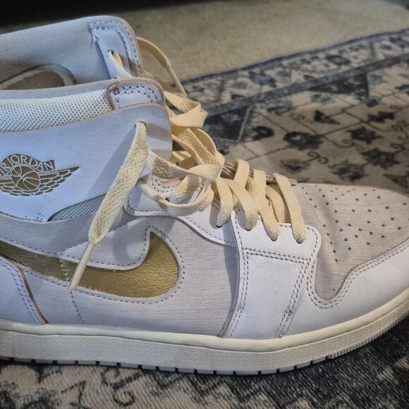 Japanese Jordan 1 high white and gold trainers main image 5